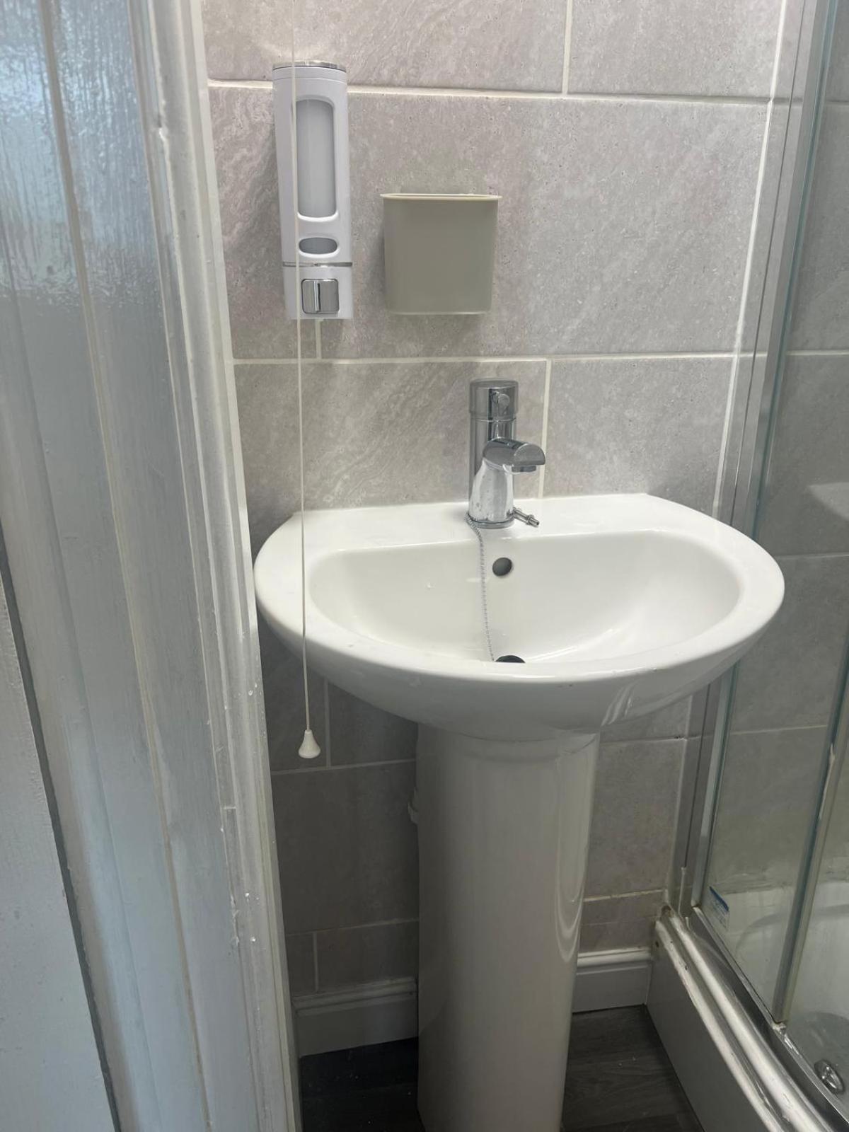 Hotel Studio Flat 7 With Private Shower & Wc Nottingham Exterior foto